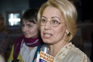 Танцюристка на кістках