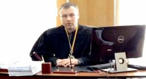 Максим Вишняк. Кое-что о луганском судье, отпустившем Труханова