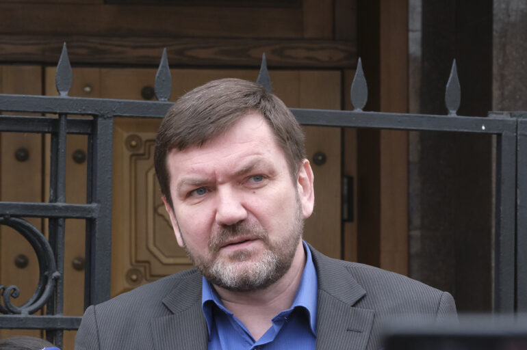 Військовослужбовець, кандидат на посаду голови НАБУ Сергій Горбатюк: «Законопроєктом 8271 Рада грубо порушує Конституцію, щоб більш жорстко карати лише певну категорію людей — військовослужбовців»