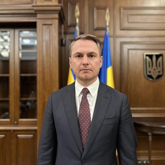 Генпрокурор Руслан Кравченко має російський паспорт — екскерівник СБУ Роман Дудін